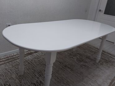 кухонный стол: Кухонный Стол, цвет - Белый, Новый