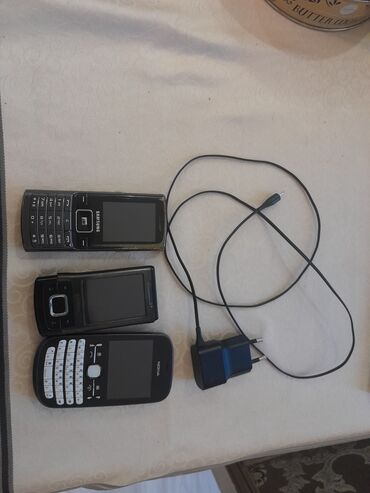 nokia 3600 slide: Nokia 6700 Slide, < 2 GB Memory Capacity, rəng - Qara, Düyməli