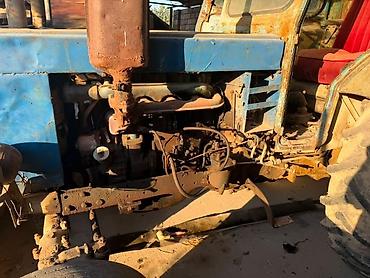 qoşqusu olan avtomobil: T40 traxtor satılır 2 dənə lapet birdə çala çıxaranla birlikdə traxdor — 9