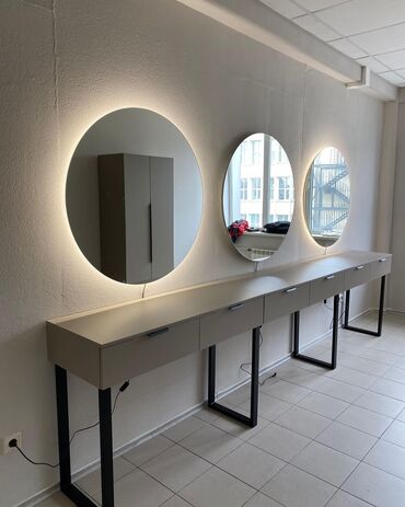 зеркало визажное: Зеркало для салона. визажный столик. туалетный столик. цена зависит