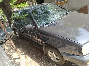 гола: Volkswagen City Golf: 1993 г., 1.6 л, Механика, Бензин, Хэтчбэк