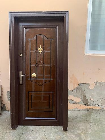 Seyf qapı – Sumqayıt şəhəri - Material: polad/gücləndirilmiş metal