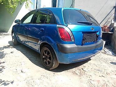 balaca maşın: Kia Rio: 1.4 l | 2008 il Hetçbek — 3