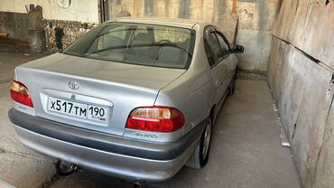 жигули 8: Toyota Avensis: 2002 г., 1.8 л, Механика, Бензин, Седан