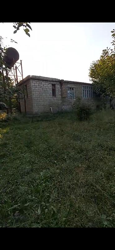goranboyda: TƏCİLİ! ! Goranboy rayonunun Xanqərvənd kəndində mərkəzi yola 5 — 1