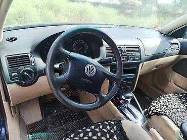 bora: Volkswagen Bora: 2 l | 2001 il Sedan — 6