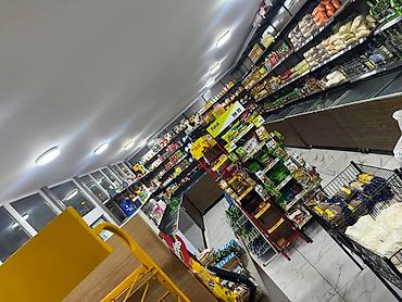 versus store: ELIM YANDI TECILI: Marketin icarəsi 800m Marketimiz gedişli gəlişli — 5