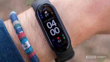 работа доставка бишкек в Кыргызстан: Mi smart band 6
размер: 47,4х18,6х12,7 мм
дисплей: 1,56 дюймов amole