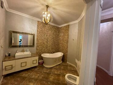 Günlük kirayə mənzillər: 3 otaqlı — 13