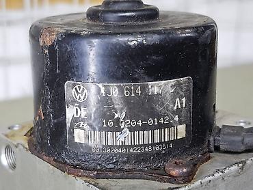 битл: Блок ABS Volkswagen 1999 г., Б/у, Оригинал, Германия — 5