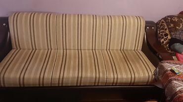 az işlənmiş divanlar: İşlənmiş