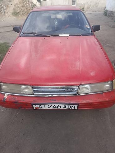 Mazda 626: 1989 г., 2 л, Механика, Бензин, Хэтчбэк