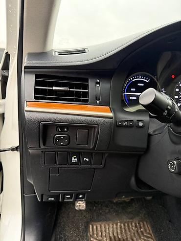 Lexus: Lexus ES: 2015 г., 2.5 л, Вариатор, Гибрид, Седан — 13