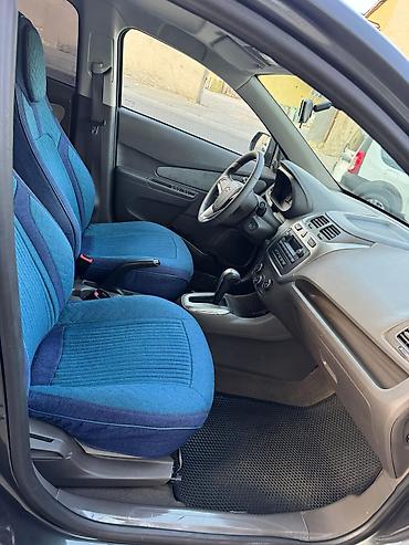 Транспорт: Chevrolet Cobalt sedan - Kuzov: 4 qapılı sedan, tünd boz rəng - — 4