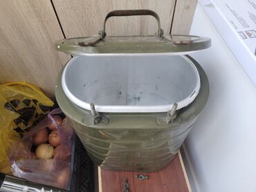 кухонные ступки: Продаю пищевой термос советских времен в отличном состоянии. Пишите