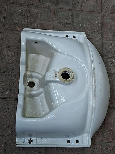Santexnika: Ağ keramika hamam/lavabo qabı (divara montaj üçün) satilir. Isteyenler — 4