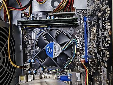 системный блок: Sistem bloku satılır (oyun və gündəlik istifadə üçün) 🔹 Ana plata: MSI — 4