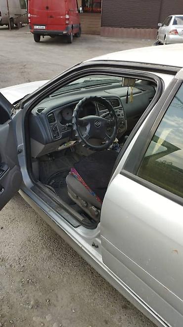 p11: Nissan Primera: 2001 г., 1.8 л, Механика, Бензин, Хэтчбэк — 4