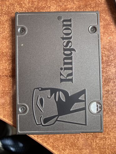 Другие комплектующие: SSD 240GB Kingston жёсткий диск