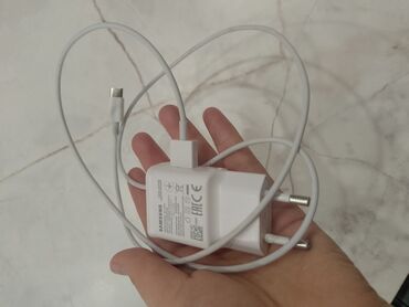 зарядное устройство для акб: Продам зарядное устройство Type-C для AirPods и других гаджетов