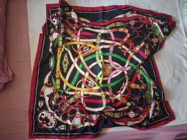 Šalovi: Prelepe i elegantne marame — 6