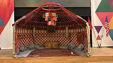 Аренда юрт: Аренда юрты, Каркас Деревянный, 85 баш, Стулья, Стол, С полом — 4