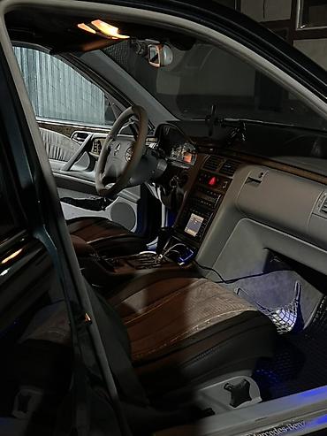 chrysler 300c: Mercedes-Benz E-Class: 2000 г., 3.2 л, Автомат, Бензин, Седан — 9