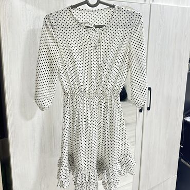 платье в горошек с кружевом: Повседневное платье, Лето, Короткая модель, S (EU 36), M (EU 38)