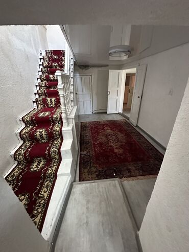 Продажа домов: Дом, 300 м², 10 комнат, Собственник at lalafo.kg — 10 Продажа домов: Дом, 300 м², 10 комнат, Собственник — 10