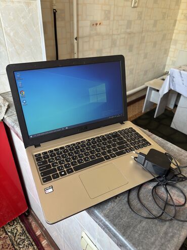 Ноутбуки: Ноутбук, Asus, 2 ГБ ОЗУ, AMD E1, 15.6 ", Б/у, Для несложных задач, память SSD