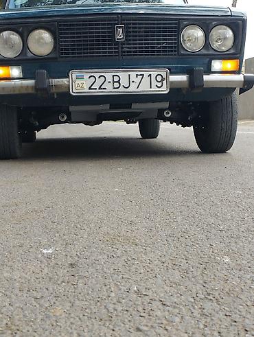 фольксваген поло л с: Vaz 2106 sedan – tünd yaşıl rəng, klassik “kvadrat” kuzov dizaynı. - — 4