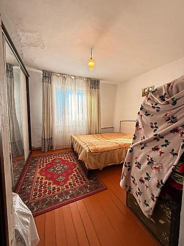 Продажа коттеджей и домов: 4 комнаты, 100 м², 12 соток, Бишкек, Собственник — 14