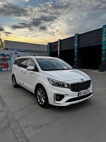 очен срочно: Kia Carnival: 2019 г., 2.2 л, Автомат, Дизель, Минивэн — 1