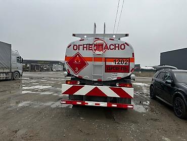 Тягачи: Тягач, Howo, Цистерна — 4