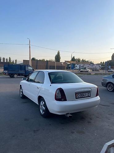 Транспорт: Daewoo Nubira: 1997 г., Бензин, Седан — 3