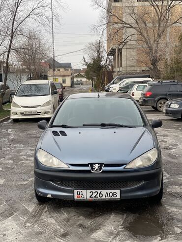 peugeot: Peugeot 206: 2009 г., 1.4 л, Механика, Газ, Седан