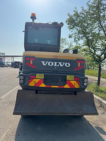 eafc 25: Экскаватор, Volvo, 2022 г., Колесный — 2