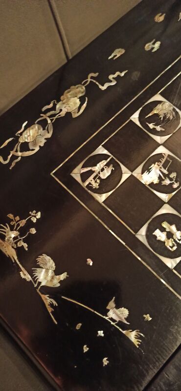 Sandıqlar: Əl işinə bənzər lak qutusu – şərq nağılı üslublu miniatür rəsmlə. - — 10