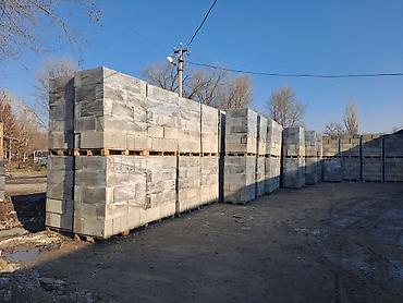 полистролблок: Полистиролбетонный блок, 600x300x200, D600, Самовывоз, Платная доставка — 3