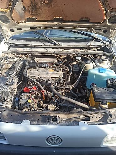 Volkswagen: Volkswagen Passat Variant: 1993 г., 2 л, Механика, Универсал — 8