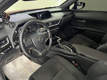 Lexus: Lexus UX: 2019 г., 2 л, Вариатор, Гибрид, Кроссовер — 8