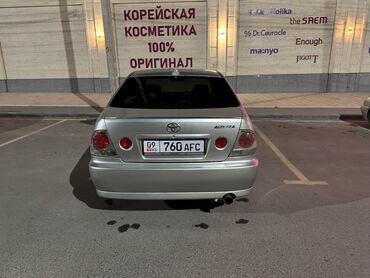 Toyota: Toyota Altezza: 2000 г., 2 л, Автомат, Бензин, Седан — 6