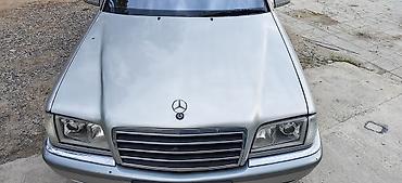 kuza satisi: Mercedes-Benz 1995, 1995 il, Almaniya, Ödənişli çatdırılma — 1