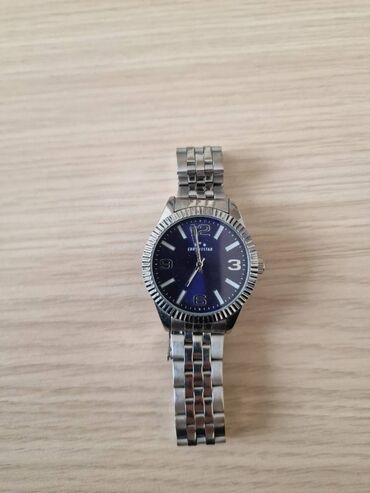 srebrne ogrlice sa krsticem: Classic watch, Casio, Female