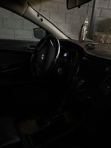 lexus rx 2010: Hyundai Sonata: 2010 г., Автомат, Бензин, Седан — 5