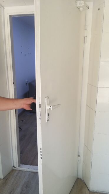 рожок для обуви: Металл сейф эшик, Орнотуусуз, Өзү алып кетүү, Колдонулган