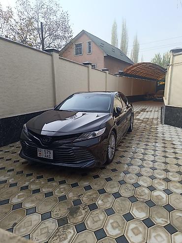 Toyota: Toyota Camry: 2018 г., Гибрид, Седан — 4