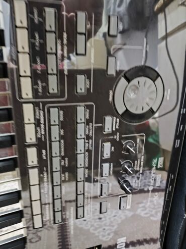 Sintezatorlar: Sintezator, Korg — 2