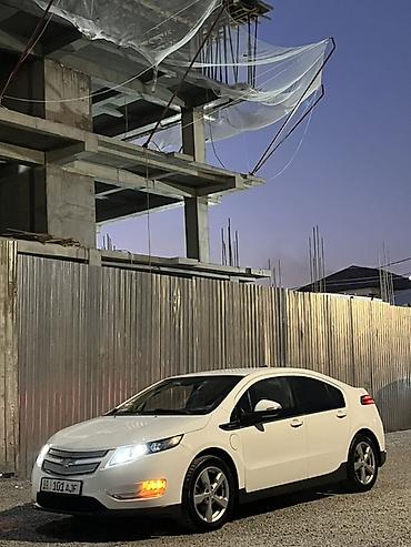 byd qin pro ev: Chevrolet Volt: 2013 г., 1.4 л, Вариатор, Гибрид, Хэтчбэк — 3