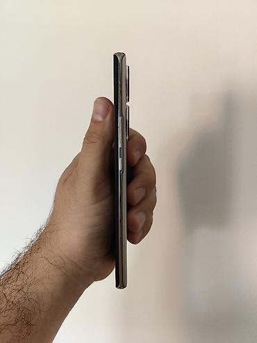 daljinski fox: Honor 70 dual sim sim free sa 8/1256 gb memorije. Dobro očuvan i — 3